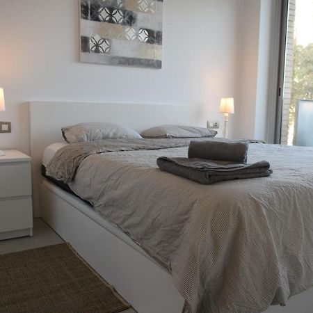 Magnificent Apartment Close To The Beach Sant Adria de Besos Exterior photo