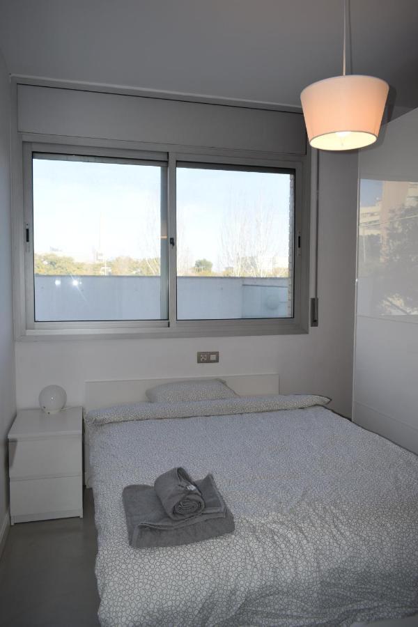 Magnificent Apartment Close To The Beach Sant Adria de Besos Exterior photo